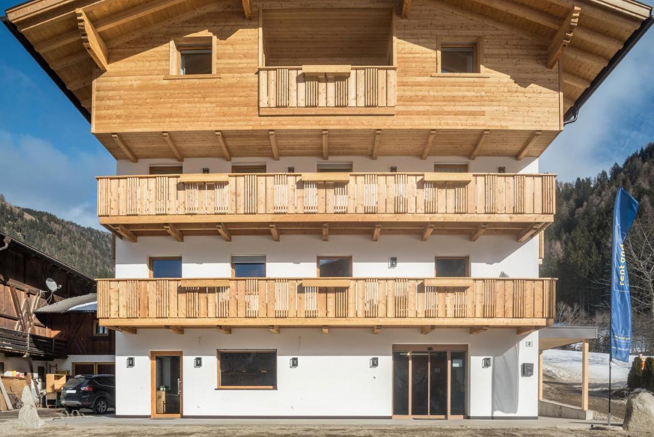 Balbeinhof Apt Hirsch ลูซอน ภายนอก รูปภาพ