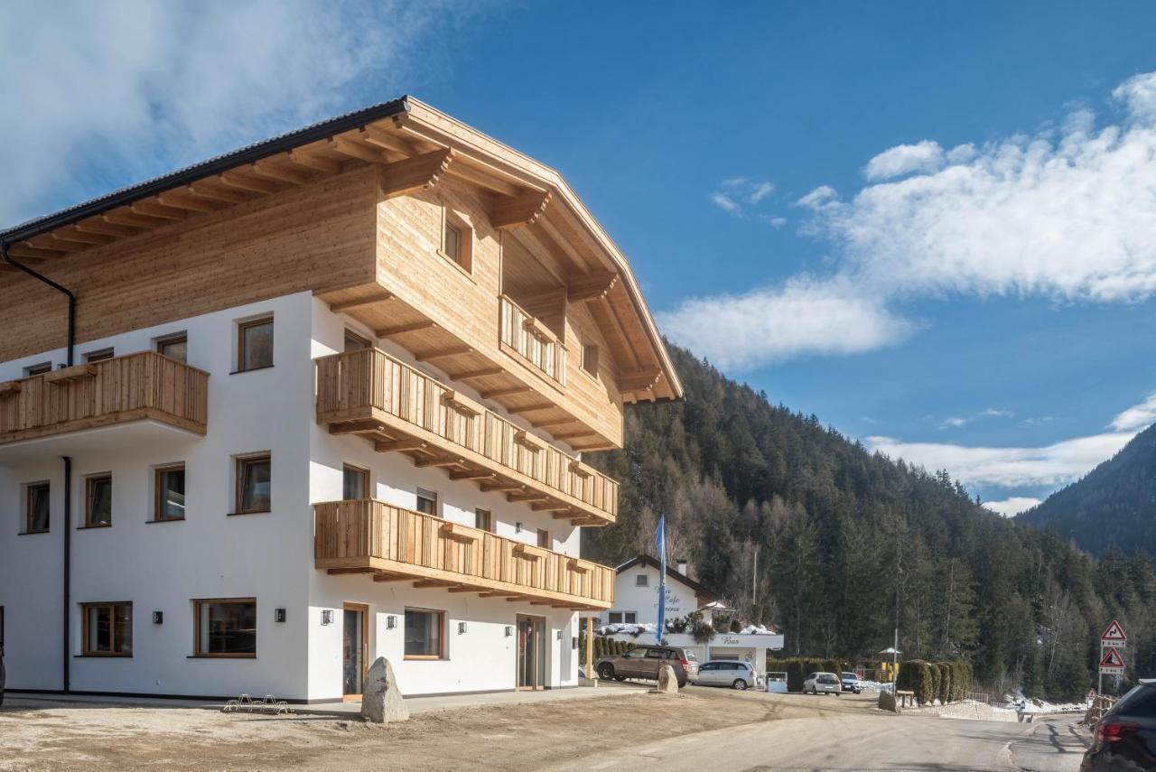 Balbeinhof Apt Hirsch ลูซอน ภายนอก รูปภาพ